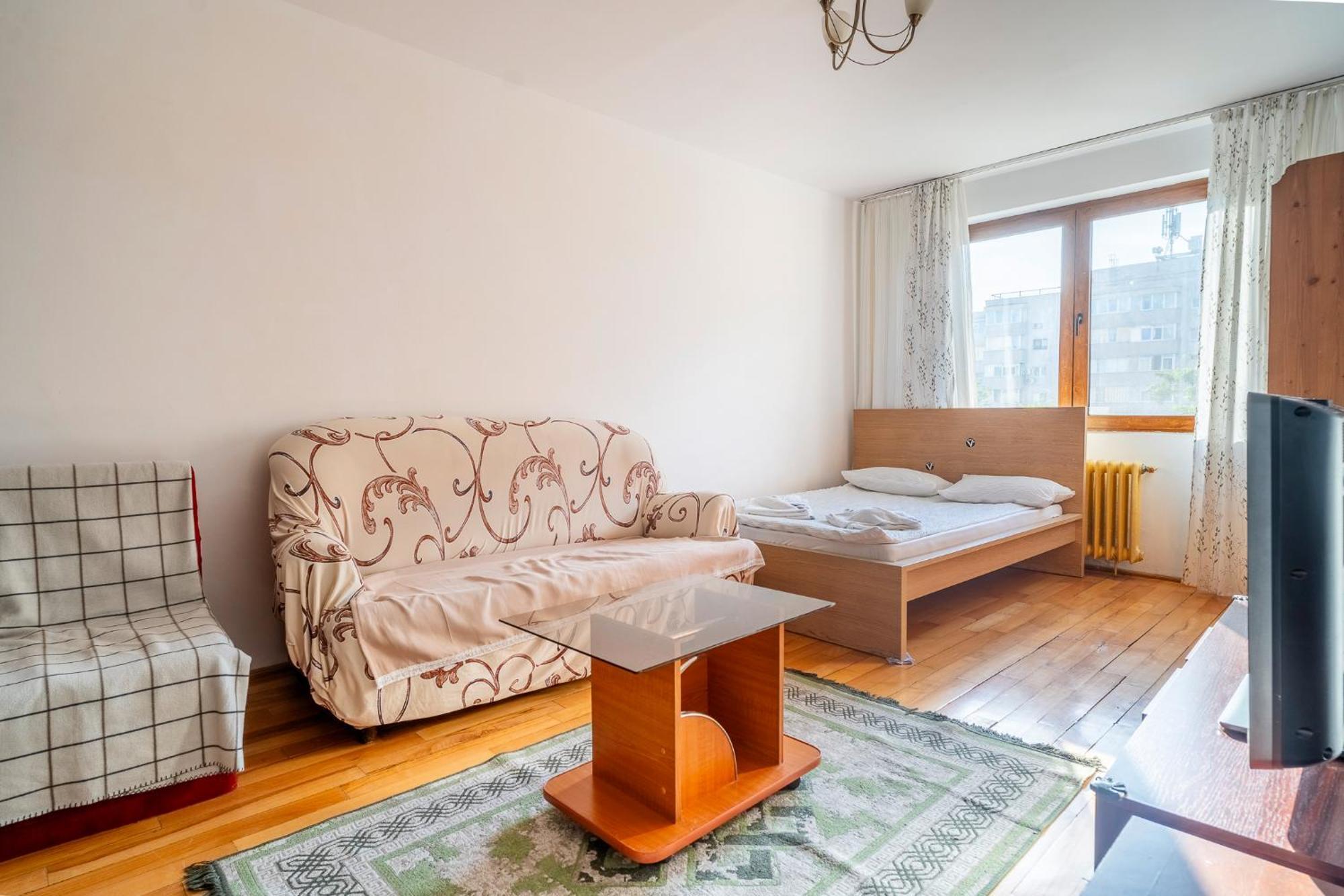 Rustic & Spacious 3Br Apartment Букурещ Екстериор снимка