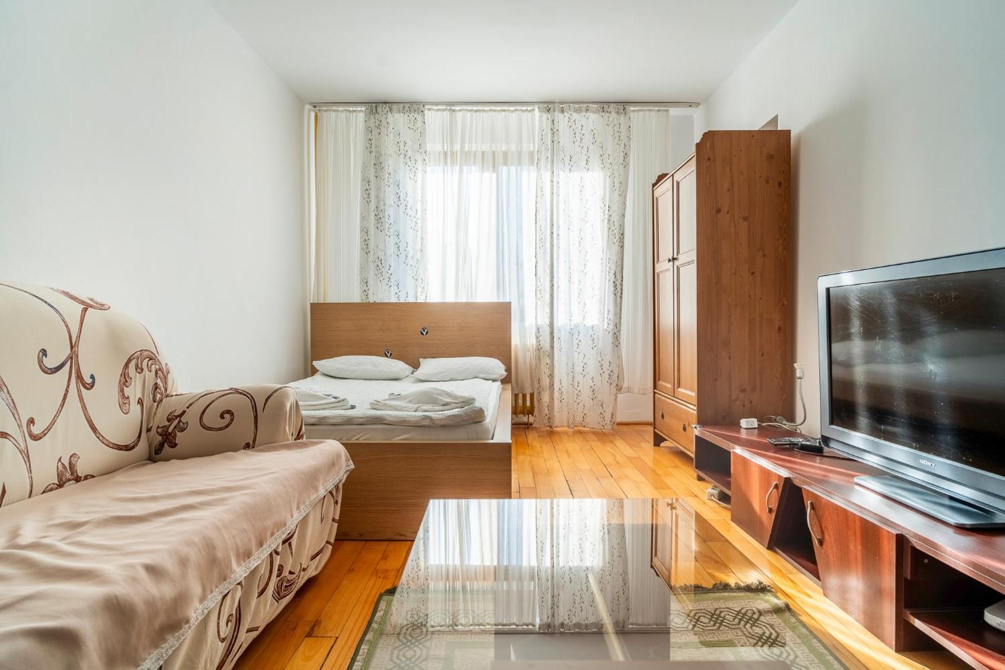 Rustic & Spacious 3Br Apartment Букурещ Екстериор снимка